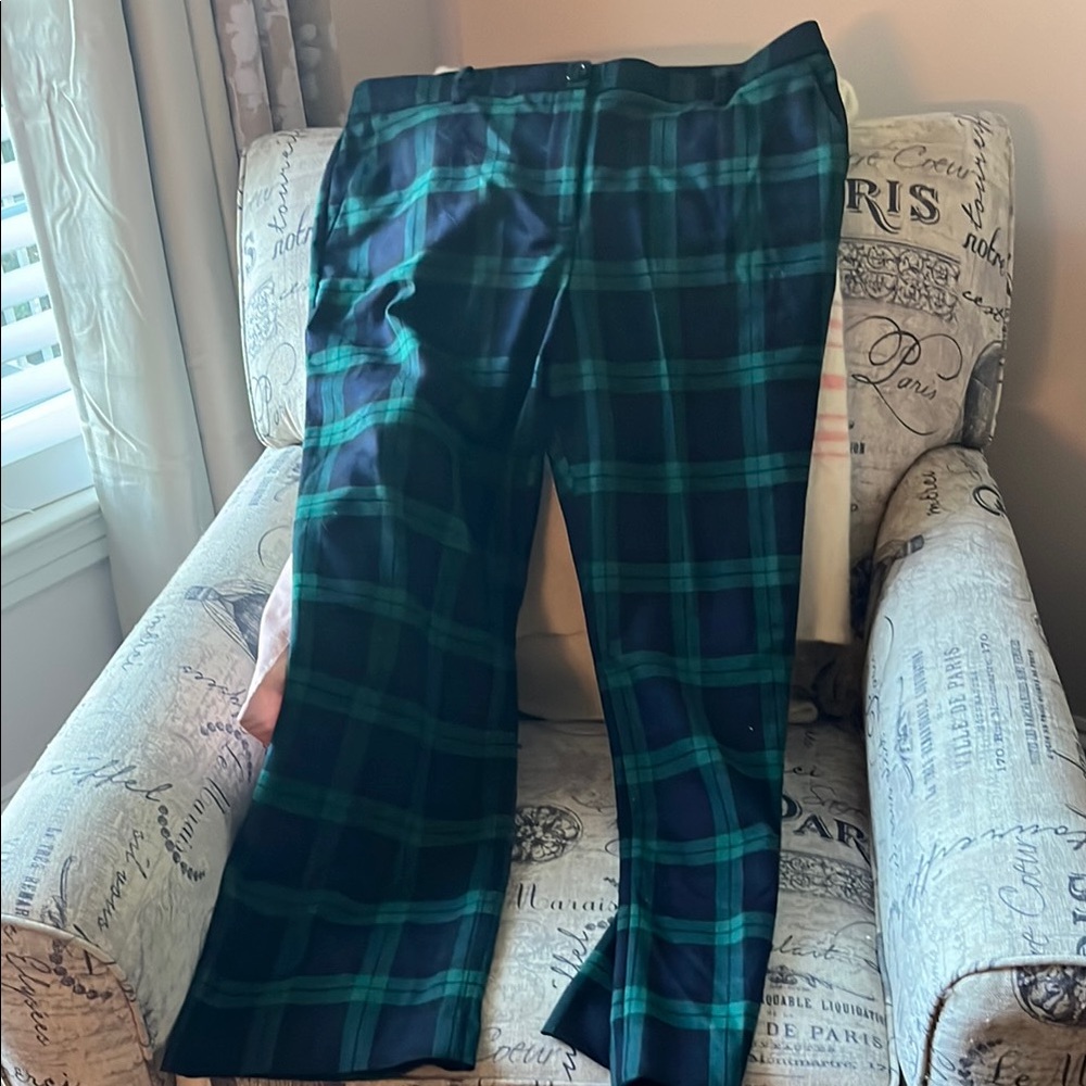 Classic Green & Navy Plaid Wide-Leg Pants